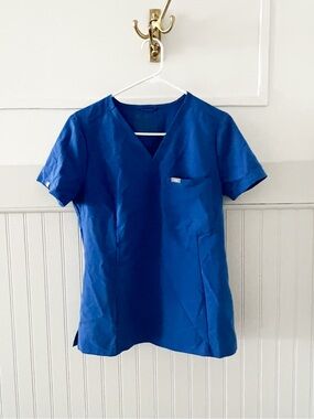 Figs Sky Blue V-Neck Scrub Top